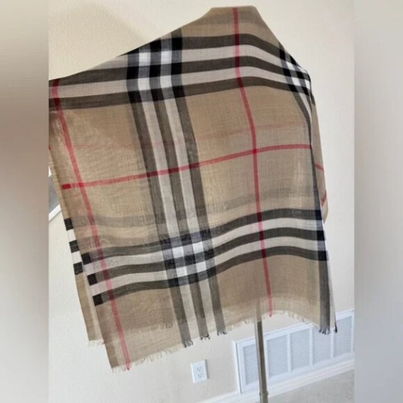 Burberry Check Wool-Silk Scarf, Archive Beige, OneSize - Picture 6 of 9